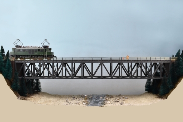 Box girder bridge short