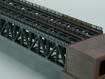 Unterflurgitterträgerbrücke 354 mm zweispurig