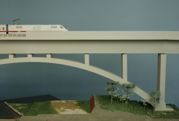 BR013 Twin Track Mid Length Bowstring Rail Bridge OO Gauge Model Laser