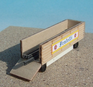Wagon Set 4: 4 Freight wagons, track Z