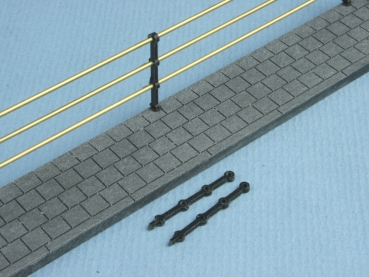 Foothpath ;Flagging with railing