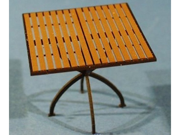 Tisch quadratisch