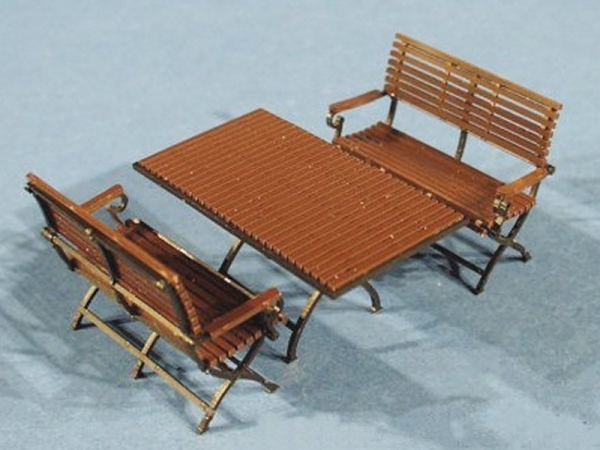 Set 9 (2 x 21 003, 1 x 21 016)