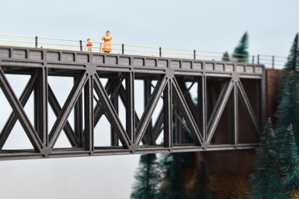 Box girder bridge 552 mm