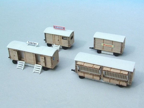 Wagon Set 1: Toilet . Caged . Freight .Tool wagon,track Z