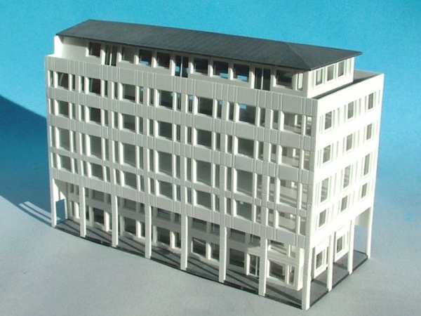 Kaufhaus Eckgebäude 7 Geschoße