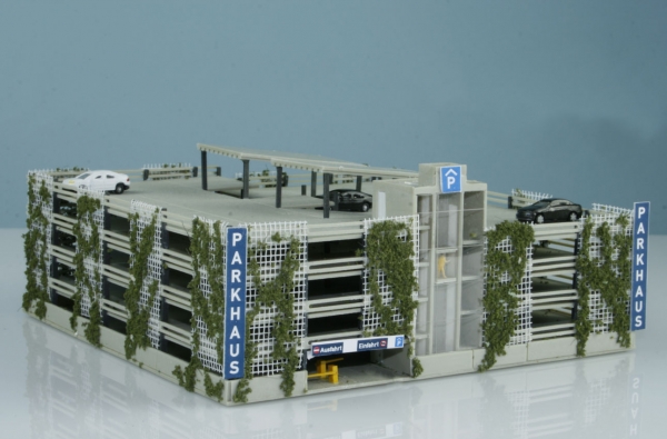 Garage with 9 parkdecks