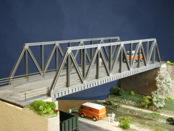 Girder street bridge 372 mm