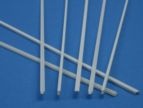 Channel  2,5 x 1,5 white